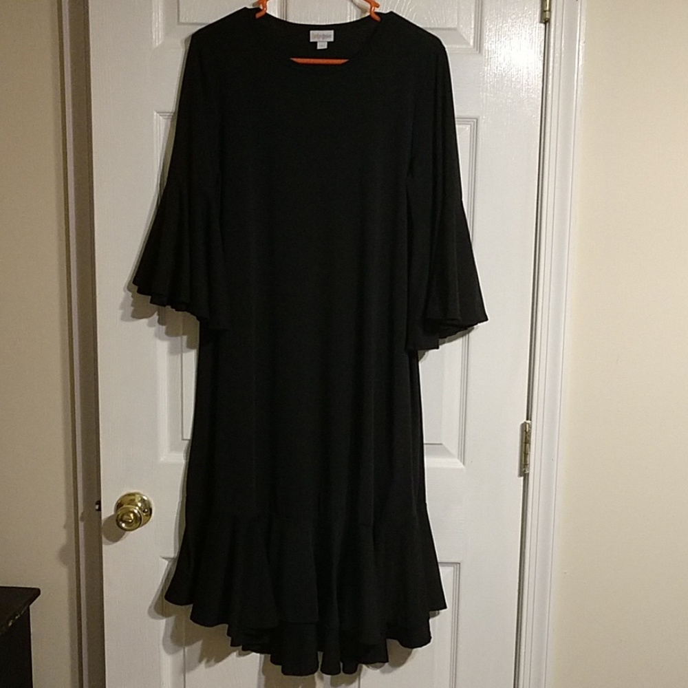 LuLaRoe Maurine Black dress